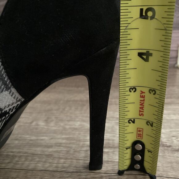 Penny Loves Kenny Plaid Heels SIZE 10 Black Velvet Pumps Pointed Toe - Picture 9 of 9